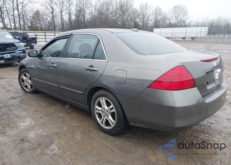 2006 Honda Accord 2.4 Ex из США, поврежденный, VIN 1HGCM56876A177564